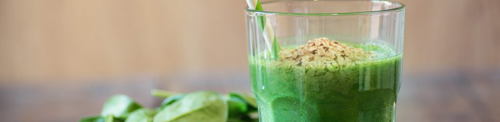 Licuado de menta y espinacas con Avena Quaker®
