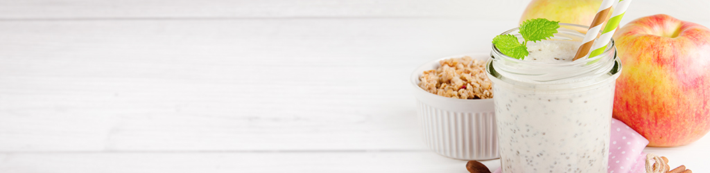 Licuado de manzana canela con Avena Quaker®